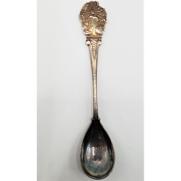Vintage Royal Wilshire Silver Souvenir Spoon | 1982 Christmas Candle Design - Picture 1 of 8